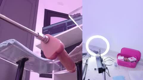 Snapshot of ahytana chatting on 11.04.25 Ahytana online show from 11.04.25