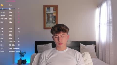 Snapshot of aidan_hale chatting on 12.17.24 A H online show from 12.17.24