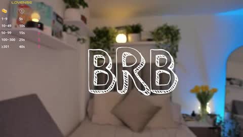 Snapshot of aidan_hale chatting on 09.12.25 A H online show from 09.12.25