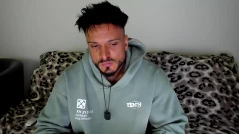 aidandark0 online show from 11.18.25