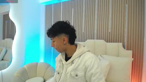 Snapshot of aiden_rivers_ chatting on 03.17.26 Aiden online show from 03.17.26