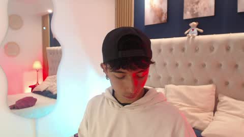 Snapshot of aiden_rivers_ chatting on 03.31.26 Aiden online show from 03.31.26