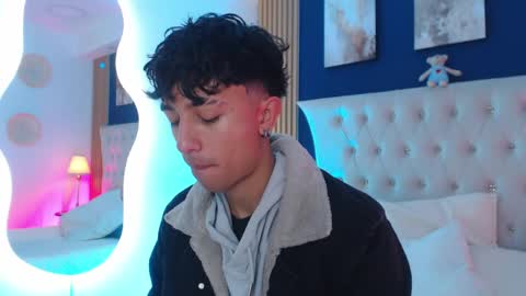 Snapshot of aiden_rivers_ chatting on 04.07.26 Aiden online show from 04.07.26