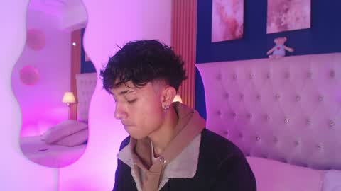 Snapshot of aiden_rivers_ chatting on 04.08.26 Aiden online show from 04.08.26