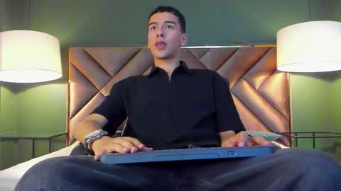 Snapshot of aiden_royce chatting on 01.08.26 aiden_royce online show from 01.08.26