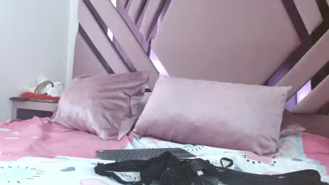 aiilynsmiith online show from 01.11.26