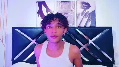 Snapshot of aiiron_m chatting on 06.26.26 Aaron Winter online show from 06.26.26