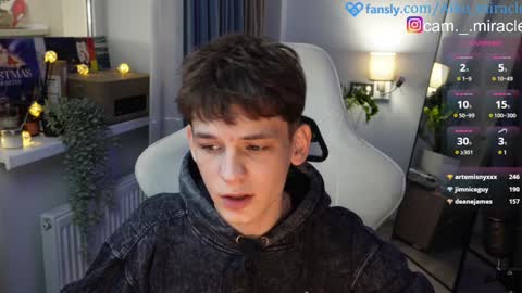 Snapshot of aiko_miracle chatting on 01.02.25 birthday here online show from 01.02.25