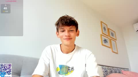 Snapshot of aiko_miracle chatting on 01.06.26 birthday here online show from 01.06.26