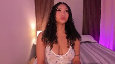 ailann_1 online show from 07.27.26