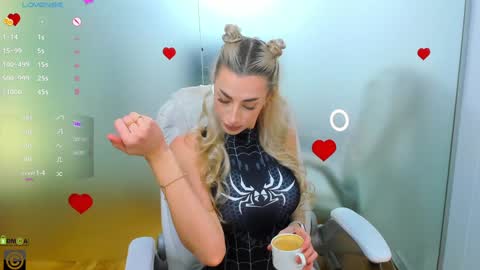 Allie  online show from 11.01.25