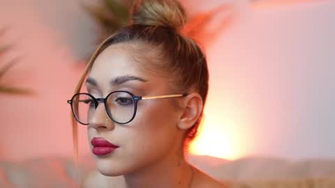  Aileen  online show from 10.14.25