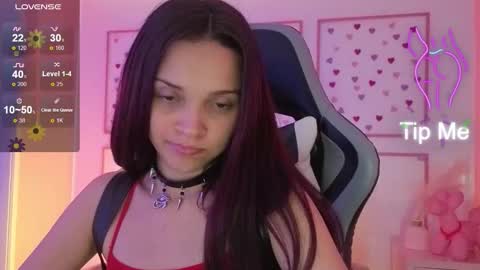 Snapshot of ailen_t_ chatting on 10.02.25 ailen online show from 10.02.25