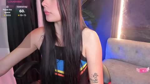 Snapshot of aili_queen chatting on 06.15.26 Catalina online show from 06.15.26