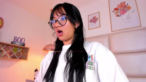 Snapshot of aily_yozuko chatting on 01.17.25 Aily Yozuko online show from 01.17.25