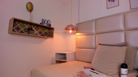 Snapshot of aily_yozuko chatting on 02.05.25 Aily Yozuko online show from 02.05.25