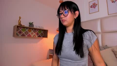 Snapshot of aily_yozuko chatting on 02.17.25 Aily Yozuko online show from 02.17.25