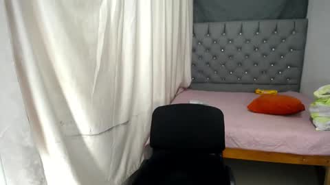 ailyn_rosendo online show from 01.24.25