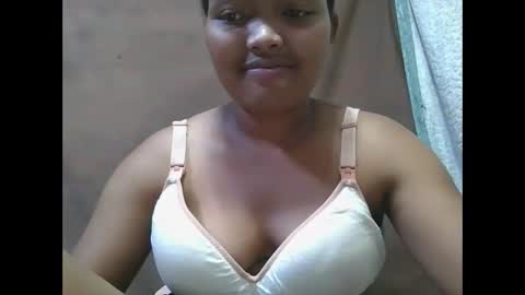 Snapshot of aimealdy chatting on 10.07.25 aimealdy online show from 10.07.25