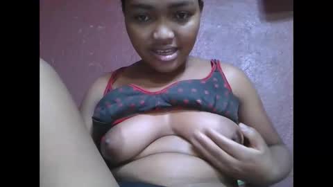 Snapshot of aimealdy chatting on 11.04.25 aimealdy online show from 11.04.25