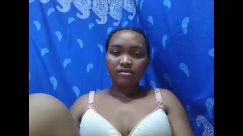 Snapshot of aimealdy chatting on 11.09.25 aimealdy online show from 11.09.25