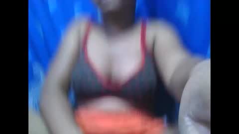 Snapshot of aimealdy chatting on 11.12.25 aimealdy online show from 11.12.25