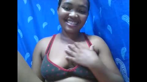 Snapshot of aimealdy chatting on 11.12.25 aimealdy online show from 11.12.25