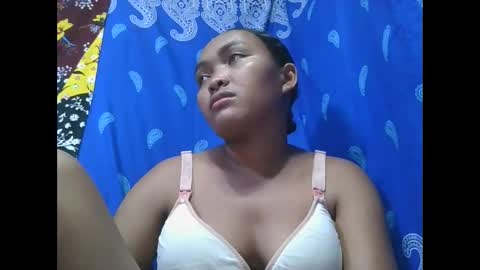 Snapshot of aimealdy chatting on 11.21.25 aimealdy online show from 11.21.25