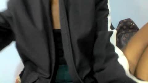 Snapshot of aimeamour chatting on 11.16.25 aimeamour online show from 11.16.25