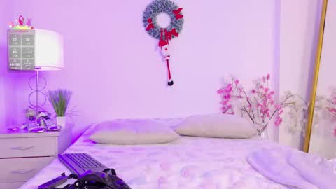 Snapshot of ainara_dolls chatting on 01.08.26 ainara_dolls online show from 01.08.26