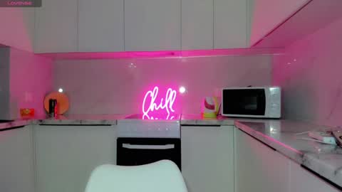 Aira online show from 12.03.24