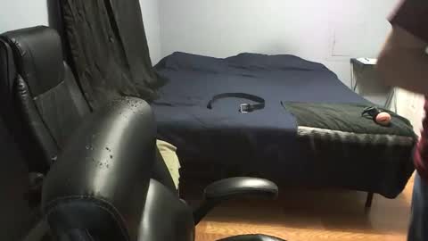 Daddy online show from 11.11.25