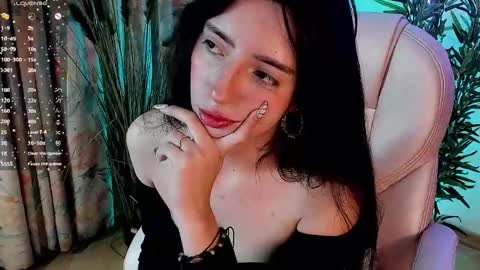 Aisha online show from 03.05.25