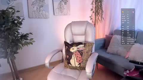 Aisha online show from 11.01.25