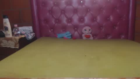 aisha koswell3 online show from 03.10.25