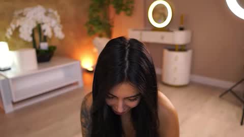 Maddy online show from 11.03.25