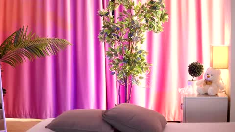 Lora online show from 01.09.25