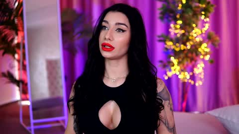 Lora online show from 01.16.25