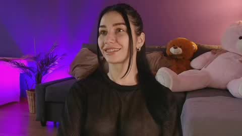 Lora online show from 06.05.26