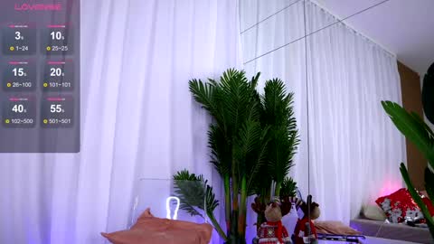 Aisha  online show from 12.18.24