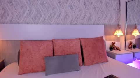 Snapshot of aishapeyton chatting on 03.06.25 Aisha online show from 03.06.25