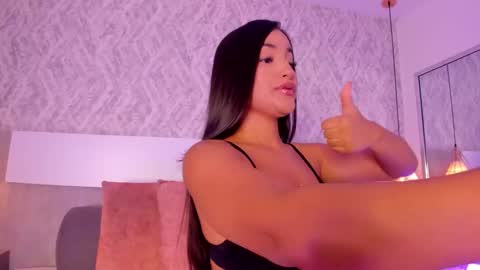 Snapshot of aishapeyton chatting on 10.24.25 Aisha online show from 10.24.25