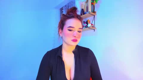 Snapshot of aishas00 chatting on 07.24.26 Saher online show from 07.24.26
