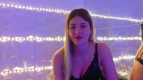 Aisha online show from 10.30.25