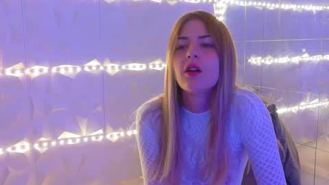 Aisha online show from 11.13.25