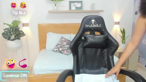 Aixa Burgos online show from 01.29.25