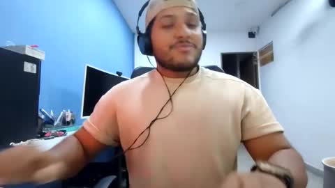 Snapshot of aj_cooper90_ chatting on 11.24.25 Esteban online show from 11.24.25