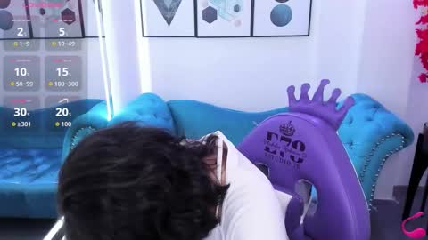 Azaka  online show from 11.29.25