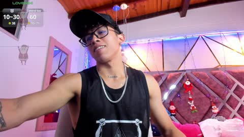 akazaboy online show from 12.21.24