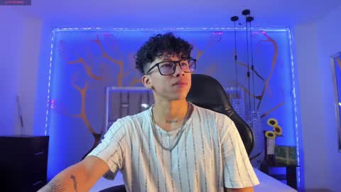 akazaboy online show from 01.09.25